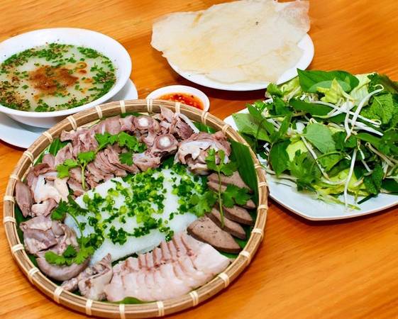 5 món ngon trứ danh Phú Yên ở Sài Gòn
