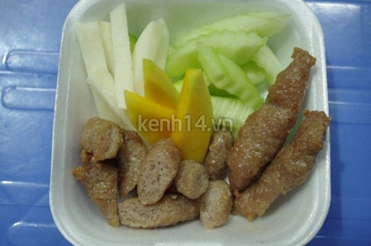 Nem chua rán ở Sài Gòn - iVIVU.com