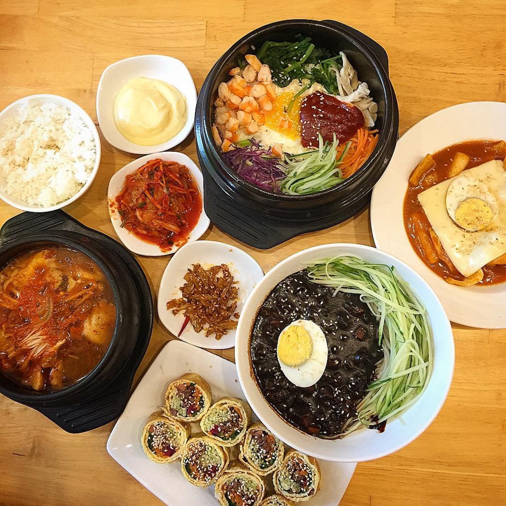 Món ăn Hàn ngon tại Kimbap FC TP.HCM