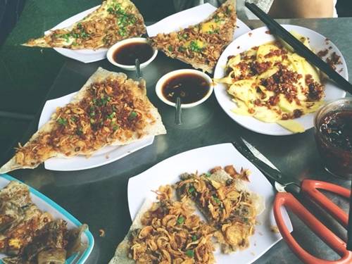 Bánh tráng kẹp dì Hoa - quán ăn hẻm Đà Nẵng