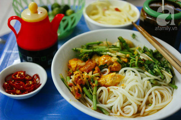 5-quan-bun-ca-o-ha-noi-ngon-khien-muc-an-mot-lan-la-me-ngay-tap-tu-ivivu-28