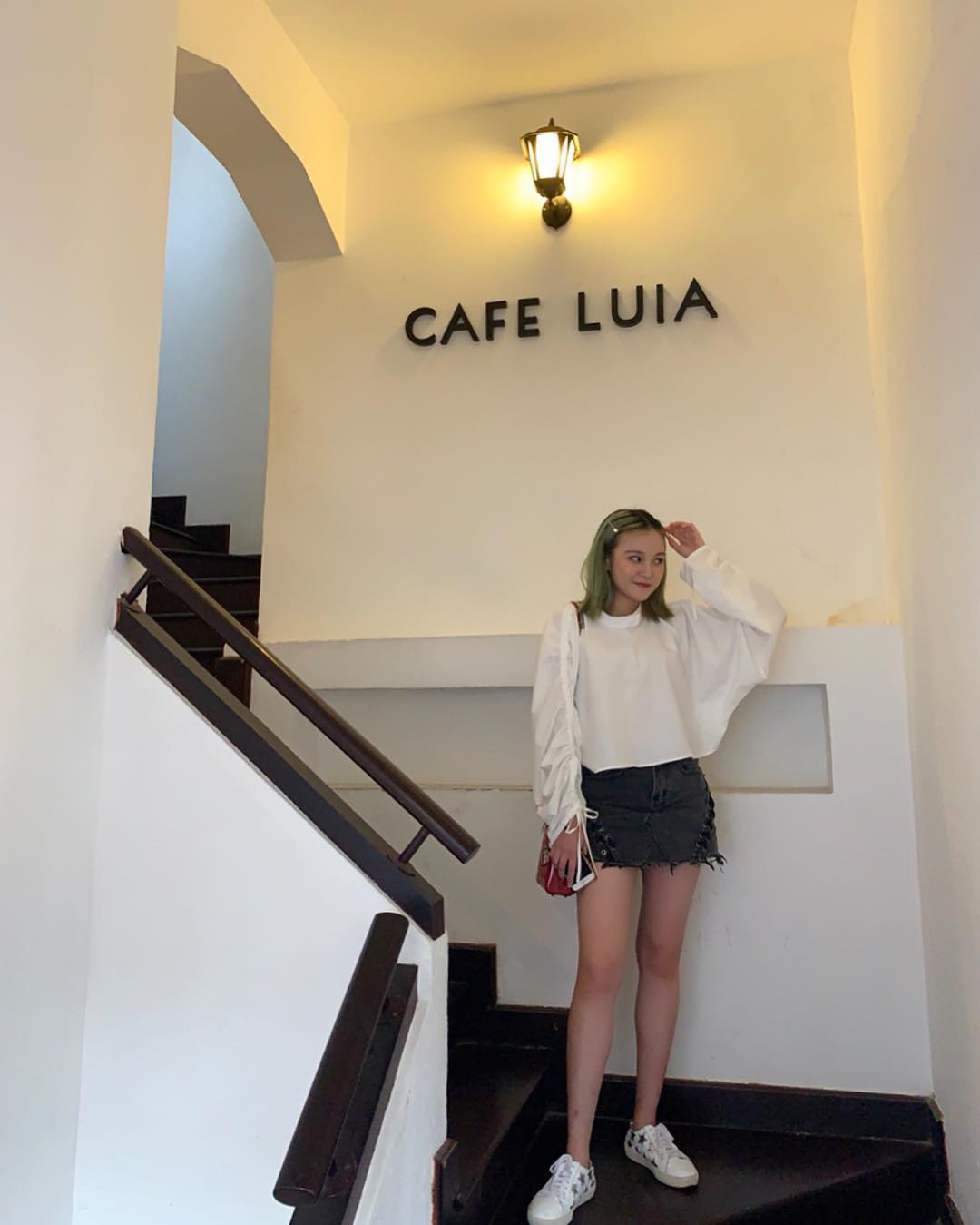 Không gian minimal tại quán cafe Sài Gòn Cafe Luia