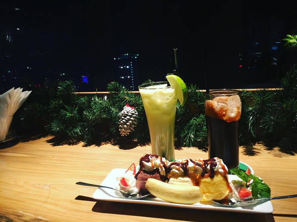 Không gian lãng mạn với nến tại Cafe Eon Sài Gòn Không gian lãng mạn với nến tại Cafe Eon Sài Gòn