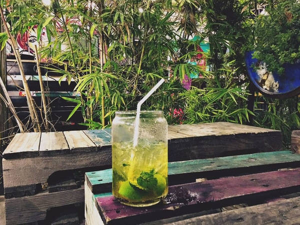View ba mặt tại quán cafe view cao Sài Gòn Mary Jane’s