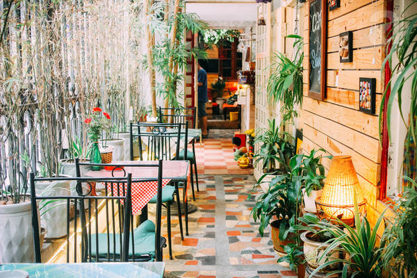 5-quan-cafe-trong-ngo-de-tim-tinh-lang-va-yen-binh-cho-nhung-ngay-cuoi-ha-ivivu-33
