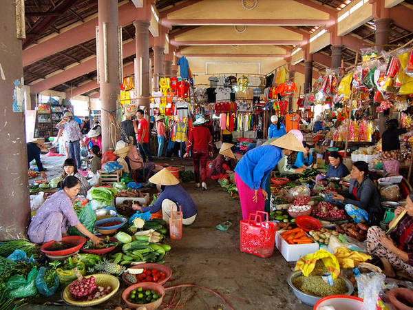 Gặp gỡ và trải nghiệm cuộc sống thường nhật cùng người dân Huế