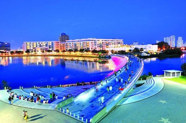 Cầu Ánh Sao - điểm đến lãng mạn khi du lịch Sài Gòn