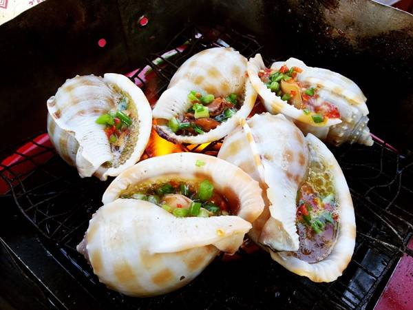 Sài Gòn - thiên đường các món ốc khi du lịch Sài Gòn