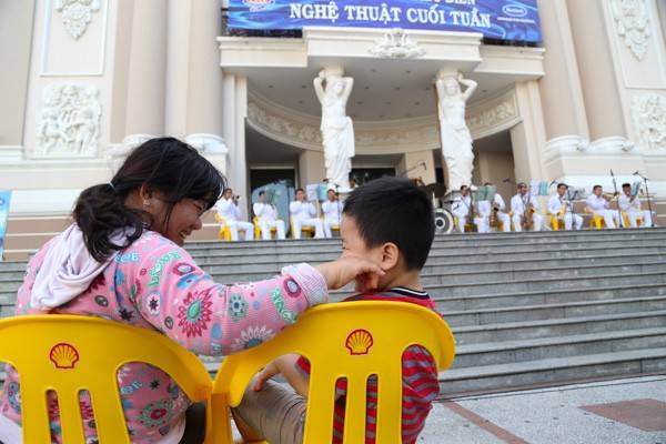 Chương trình biểu diễn Nghệ thuật cuối tuần tại Nhà hát thành phố