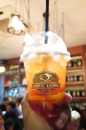 Trà đá Phúc Long khi du lịch Sài Gòn