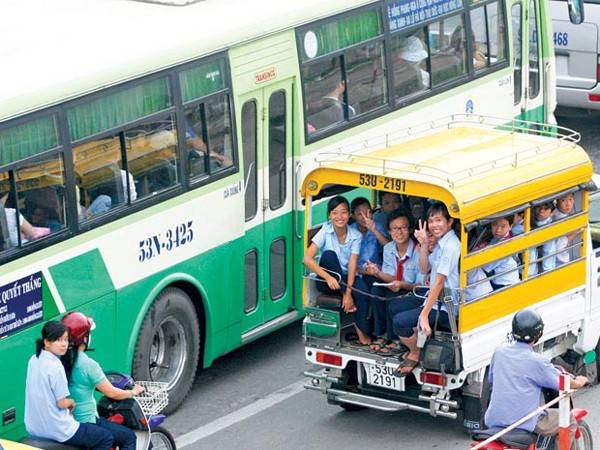 Xe lam khi du lịch Sài Gòn
