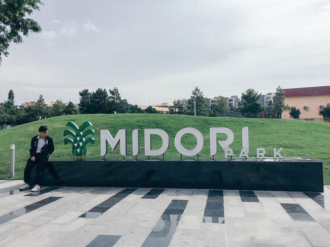 Dòng suối trong Midori Park