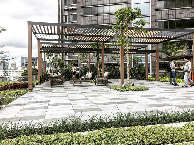 View thành phố từ Takashimaya
