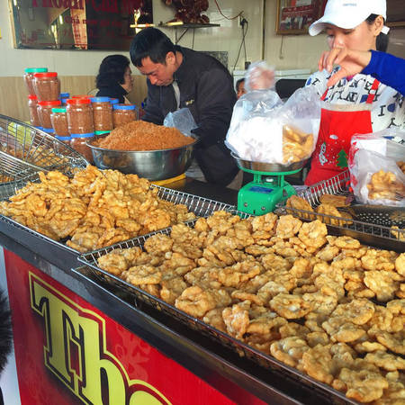 Chả mực đặc sản Hạ Long giòn ngon