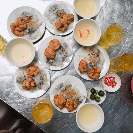 Bánh cuốn chả mực đặc sản Hạ Long