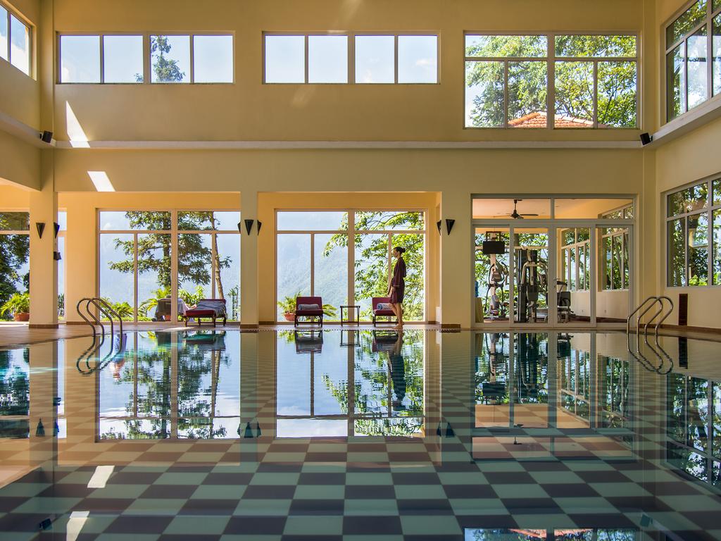 Hồ bơi nước nóng Victoria Sapa Resort