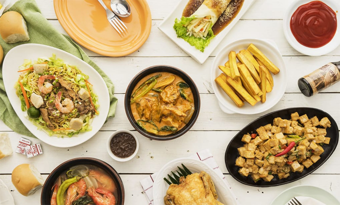 Gà rán món ăn Manila tại Max’s