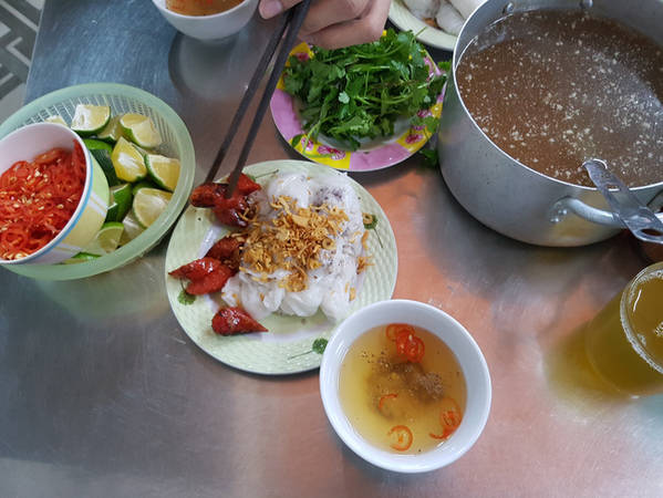 6-quan-an-binh-dan-ma-ngon-mien-ban-o-khu-pho-hang-non-hang-luoc-ivivu-211 6-quan-an-binh-dan-ma-ngon-mien-ban-o-khu-pho-hang-non-hang-luoc-ivivu-21