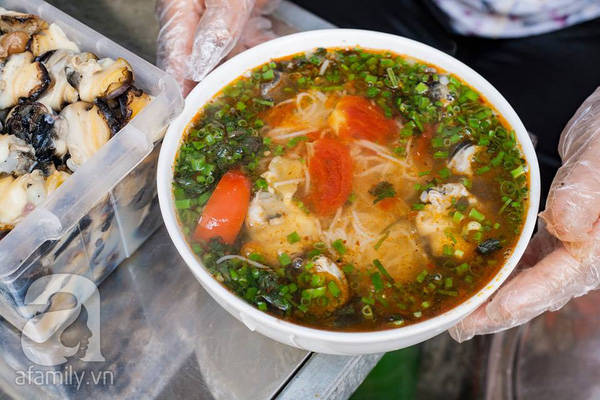 6-quan-an-sang-ngon-tren-pho-co-toan-nhung-mon-sieu-hop-voi-troi-lanh-gia-chi-duoi-30-nghin-ivivu-22