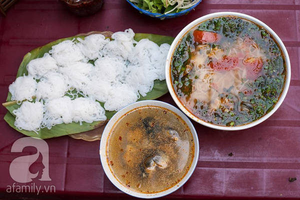 6-quan-an-sang-ngon-tren-pho-co-toan-nhung-mon-sieu-hop-voi-troi-lanh-gia-chi-duoi-30-nghin-ivivu-23