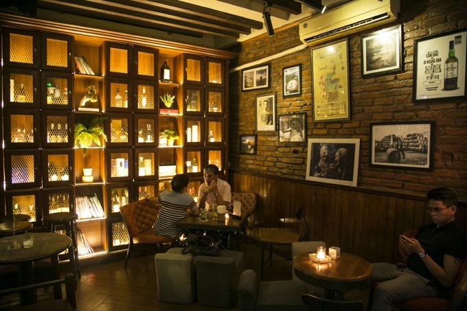 Polite Pub quán bar Hà Nội phong cách Mỹ