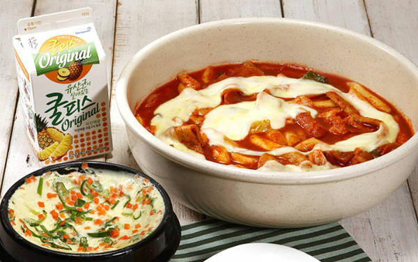 Tteokbokki cay tại Dongdaemun Yeobkki Ddeokbokki