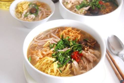 Bún thang Cầu Gỗ - món ăn tinh tế giải ngấy Hà Nội