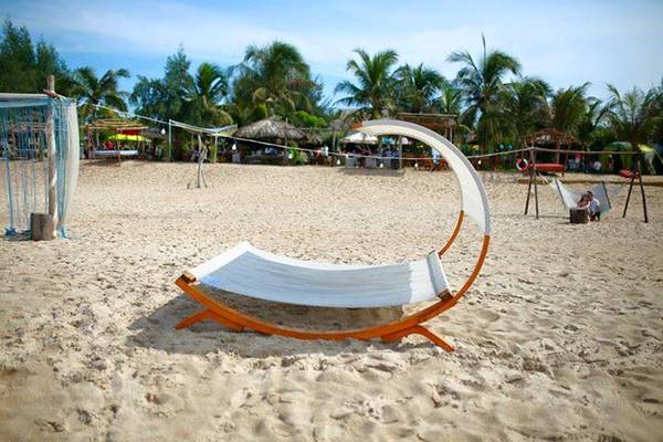 Tha hồ tắm nắng cả ngày mà không sợ bị làm phiền