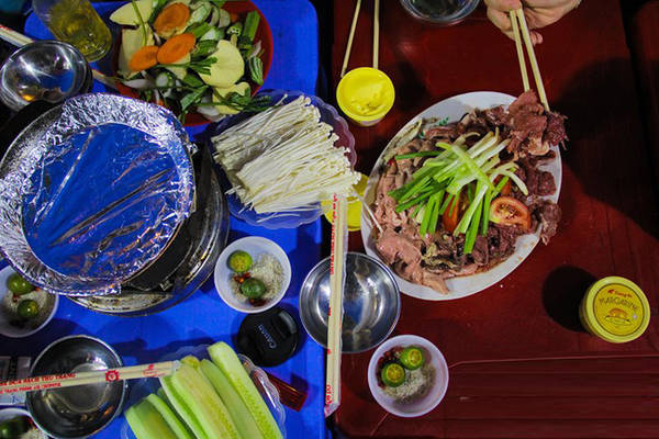 Bò nầm nướng tại ẩm thực Cát Linh