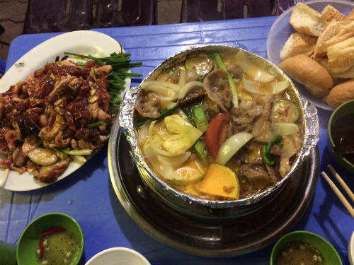 Bò nướng chảo gang món ngon Tạ Hiện