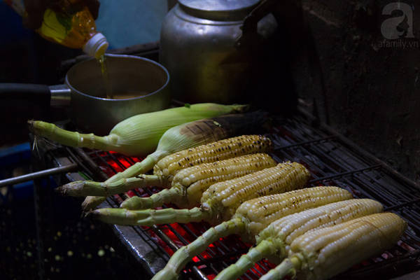 7-quan-an-ngon-co-tieng-nhung-den-mua-phai-nho-ki-cau-khong-voi-duoc-dau-o-sai-gon-ivivu-2 7-quan-an-ngon-co-tieng-nhung-den-mua-phai-nho-ki-cau-khong-voi-duoc-dau-o-sai-gon-ivivu-2