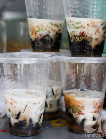 7-quan-an-ngon-co-tieng-nhung-den-mua-phai-nho-ki-cau-khong-voi-duoc-dau-o-sai-gon-ivivu-31 7-quan-an-ngon-co-tieng-nhung-den-mua-phai-nho-ki-cau-khong-voi-duoc-dau-o-sai-gon-ivivu-31