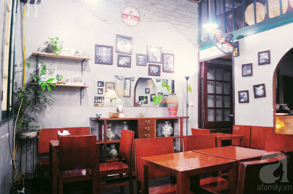 Không gian đơn giản nhưng ấm cúng như ở nhà.
