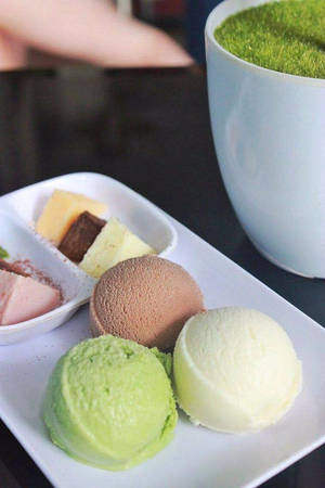 7-quan-cafe-co-view-dep-ngat-ngay-de-ngam-tron-ven-ho-guom-ivivu-24 7-quan-cafe-co-view-dep-ngat-ngay-de-ngam-tron-ven-ho-guom-ivivu-24