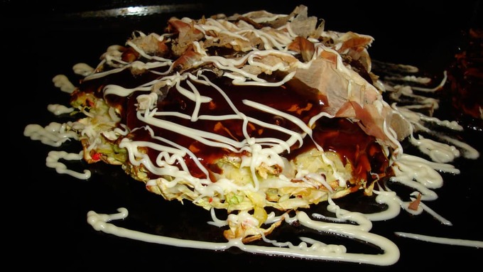 Hiroshima ẩm thực Nhật Bản với bánh xèo okonomiyaki