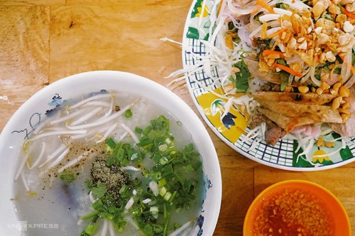 Giá cháo vịt tại tiệm cháo Sài Gòn