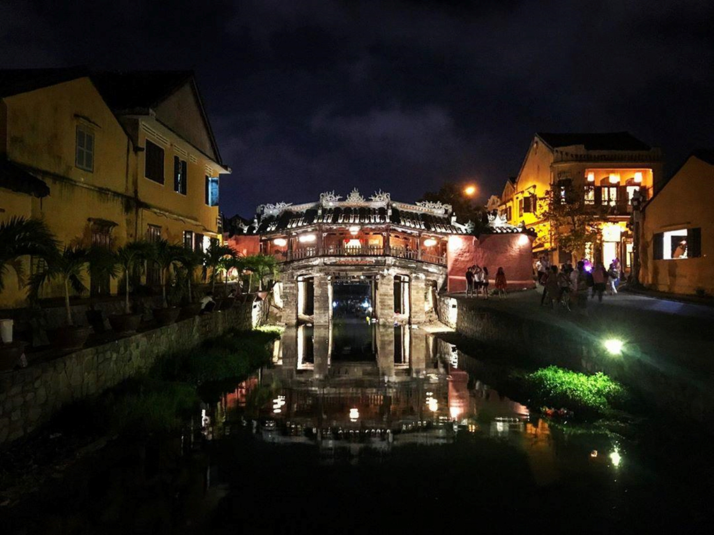 7-trai-nghiem-khi-mat-troi-tat-bong-o-hoi-an-do-bao-nuoc-ngoai-goi-y-ivivu-3 7-trai-nghiem-khi-mat-troi-tat-bong-o-hoi-an-do-bao-nuoc-ngoai-goi-y-ivivu-3