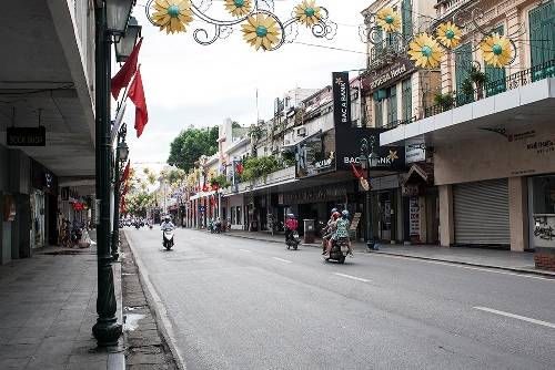 Không gian đậm chất Âu của phố Tràng Tiền khi vào mùa đông Hà Nội
