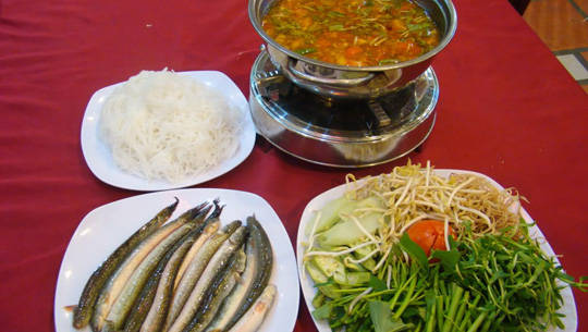 Trải nghiệm lẩu cá kèo tại quán lẩu ngon Hà Nội