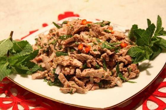 Món lạp món ăn Đông Nam Á của Lào