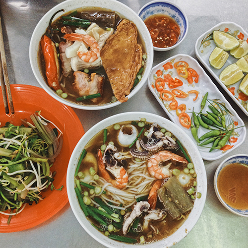 Bún mắm - món bún miền Tây nấu từ mắm cá linh hoặc cá sặt