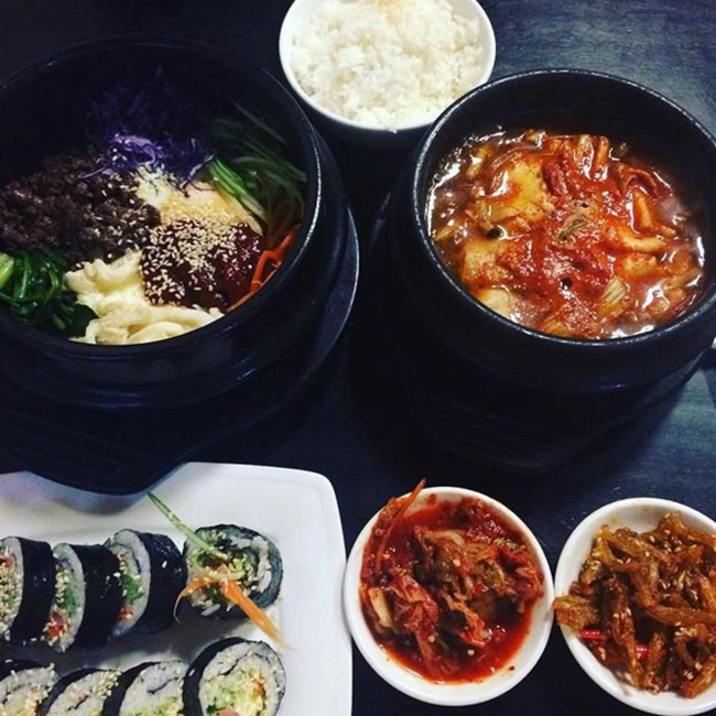 Hallyu quán ăn ngon Sài Gòn không gian đẹp
