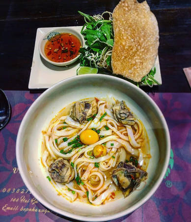 Bếp Nhà Xứ Quảng quán ăn ngon Sài Gòn không gian đẹp