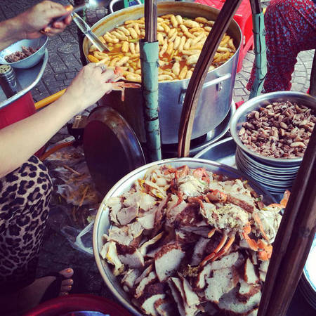 Bánh canh cua Bạch Vân quán ăn Sài Gòn