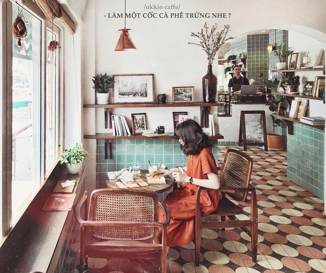 Không gian gác mái Okkio Caffe
