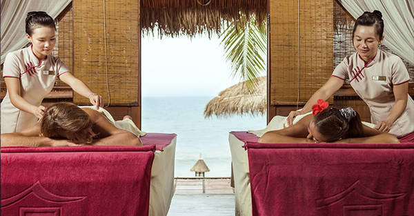Sau phút giây chơi đùa, bạn có thể thư giãn với dịch vụ spa chuyên nghiệp tại khu resort.