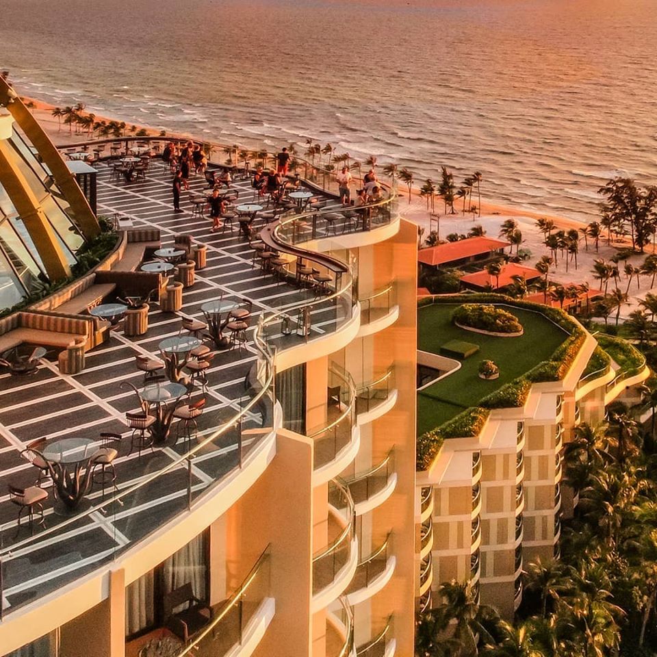 INK 360 quán bar Phú Quốc view biển cao nhất