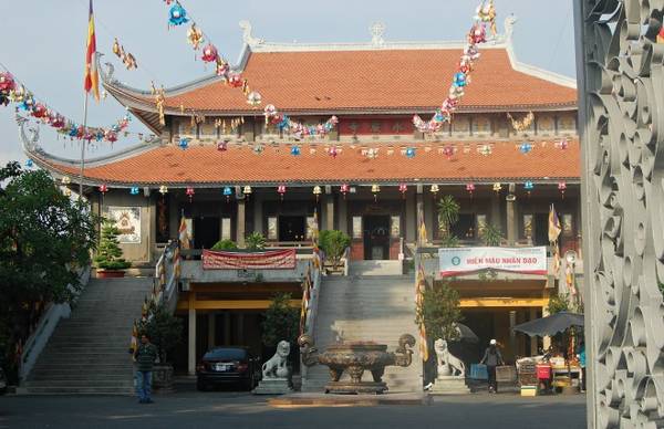 du lịch Sài Gòn - Chùa Vĩnh Nghiêm