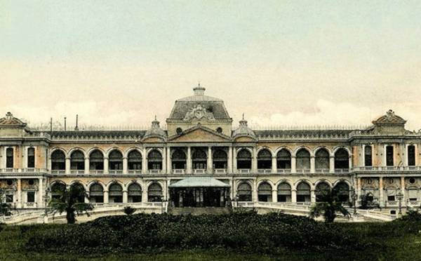 Dinh Độc Lập du lịch Sài Gòn - Dinh Độc Lập