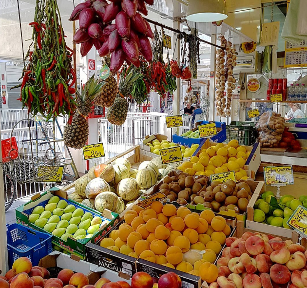 Mercato Testaccio Rome - chợ ẩm thực thế giới với không gian La Mã cổ kính Mercato Testaccio Rome - chợ ẩm thực thế giới với không gian La Mã cổ kính